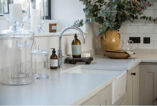 Apartament One Navy, Bath Zewnętrze zdjęcie