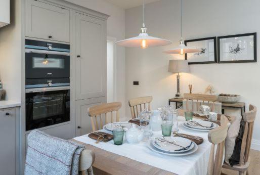 Apartament One Navy, Bath Zewnętrze zdjęcie