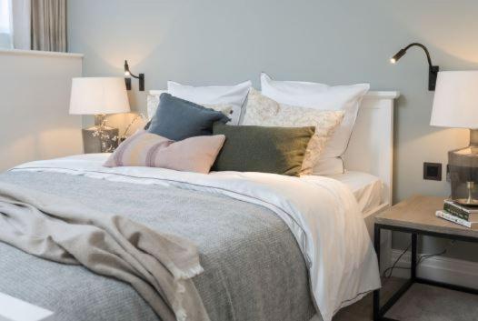 Apartament One Navy, Bath Zewnętrze zdjęcie